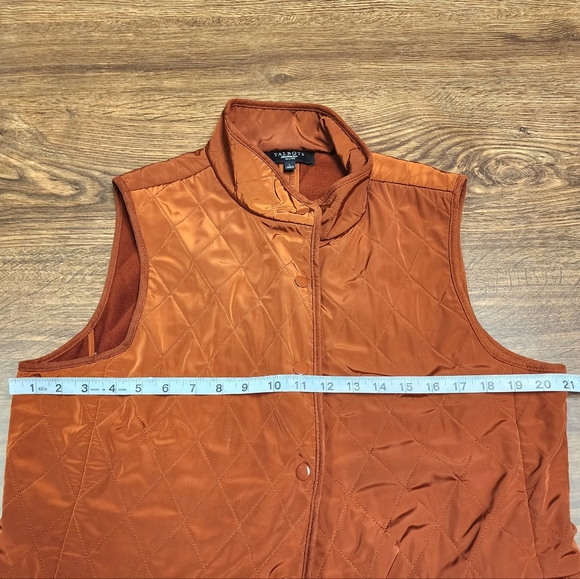 Talbots Flannel Lined Quilted Orange Vest Size Large - Picture 9 of 12
